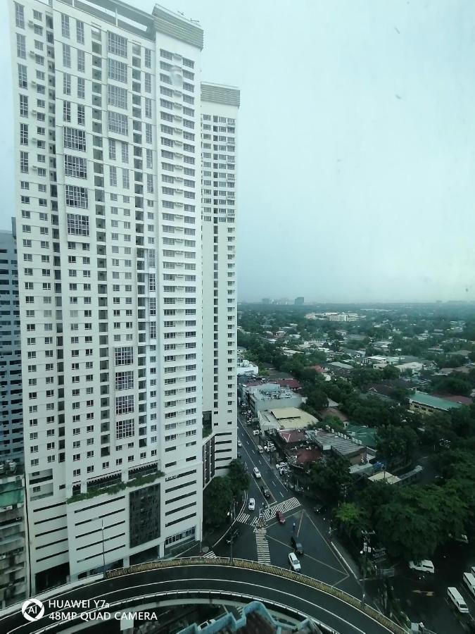 The Beacon Makati Staycation Suites Manille Extérieur photo