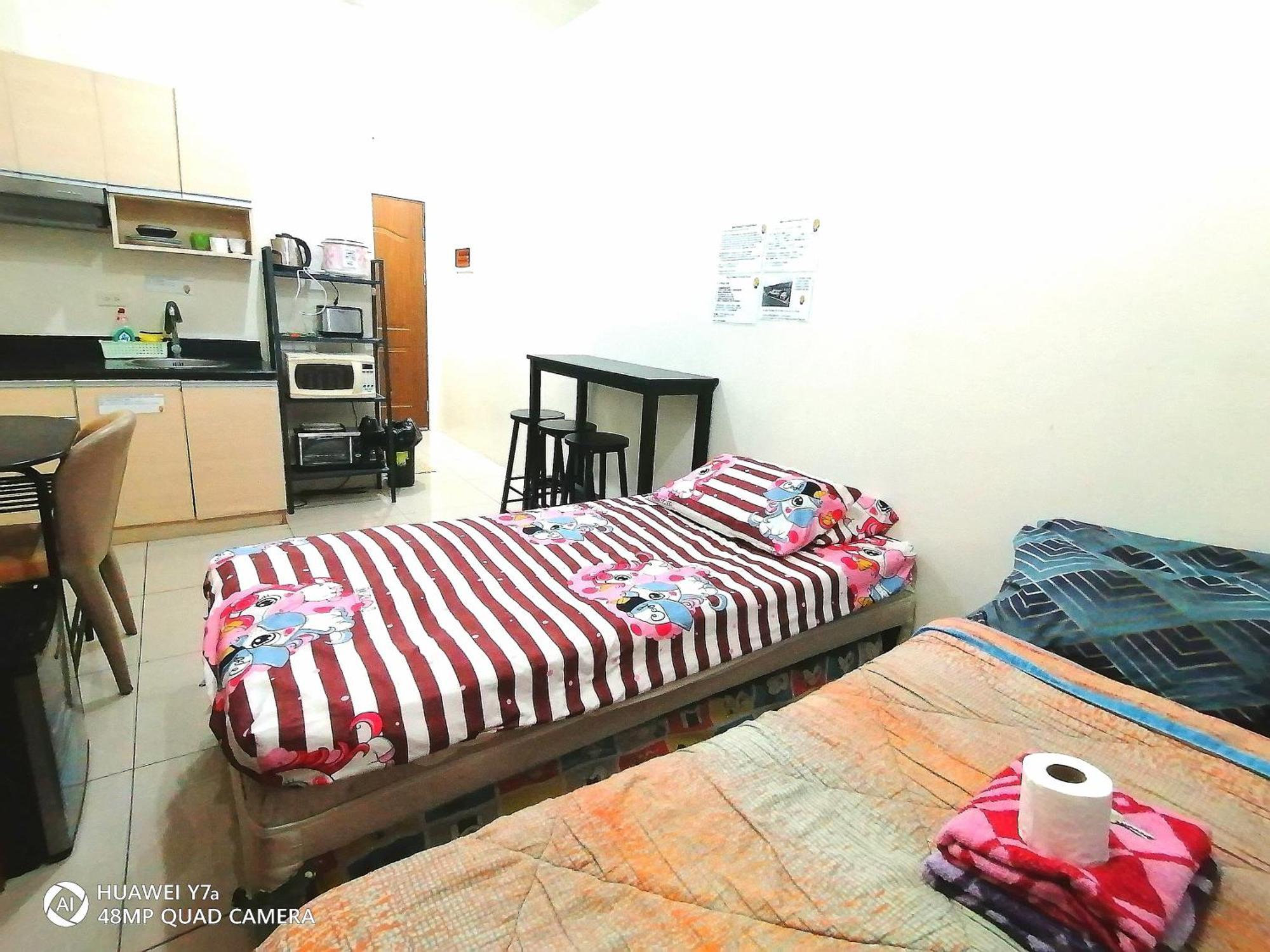 The Beacon Makati Staycation Suites Manille Extérieur photo