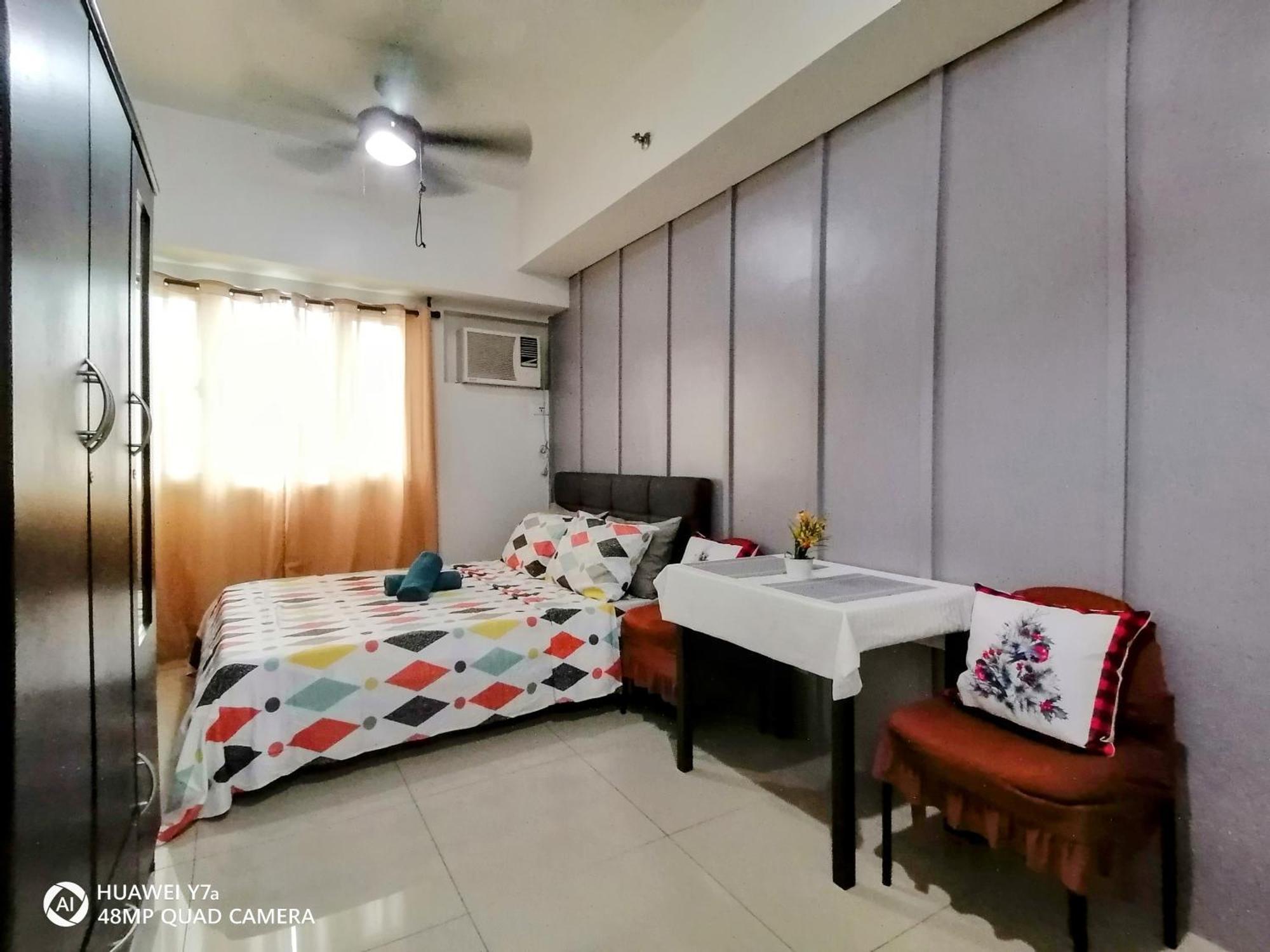 The Beacon Makati Staycation Suites Manille Extérieur photo