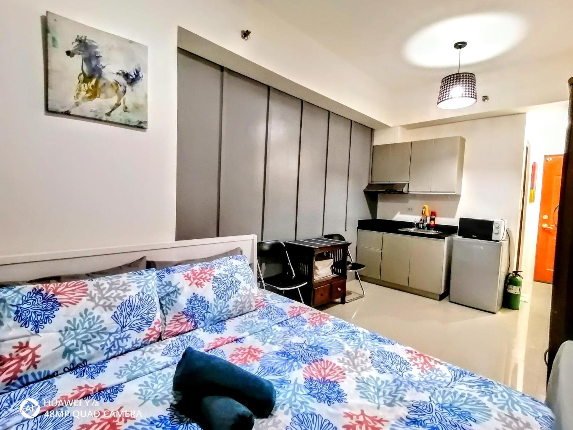 The Beacon Makati Staycation Suites Manille Extérieur photo