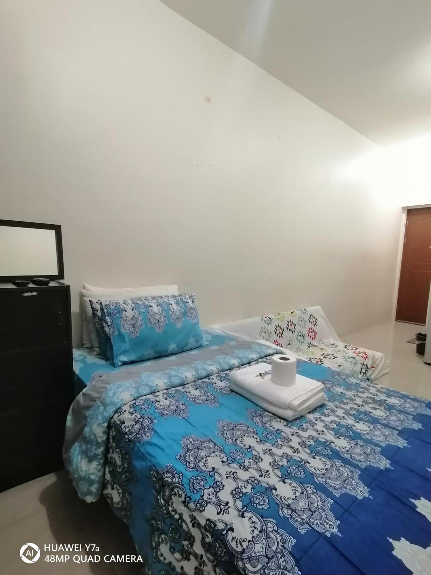 The Beacon Makati Staycation Suites Manille Extérieur photo